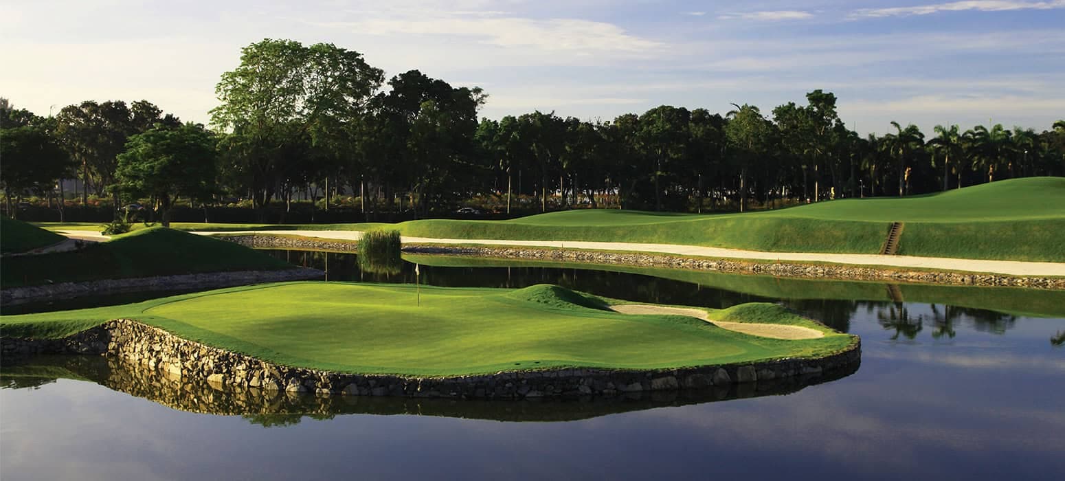 Laguna National Golf Resort Club